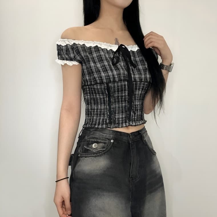 여성 체크 레이스 퍼프 스모크 밴딩 크롭 블라우스