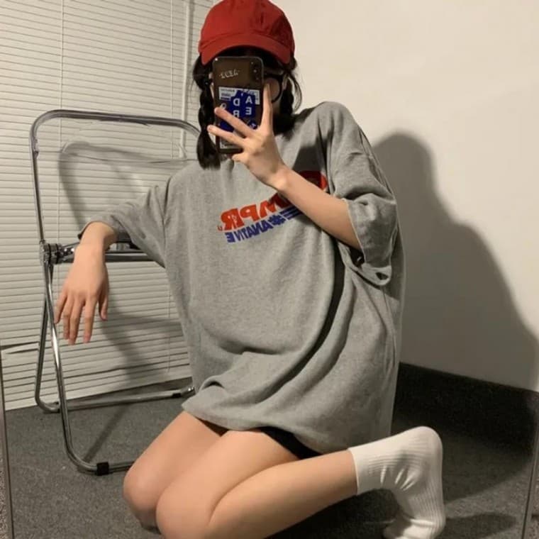 캠퍼 여자 반팔 티셔츠 오버핏 여성 라운드 박스티