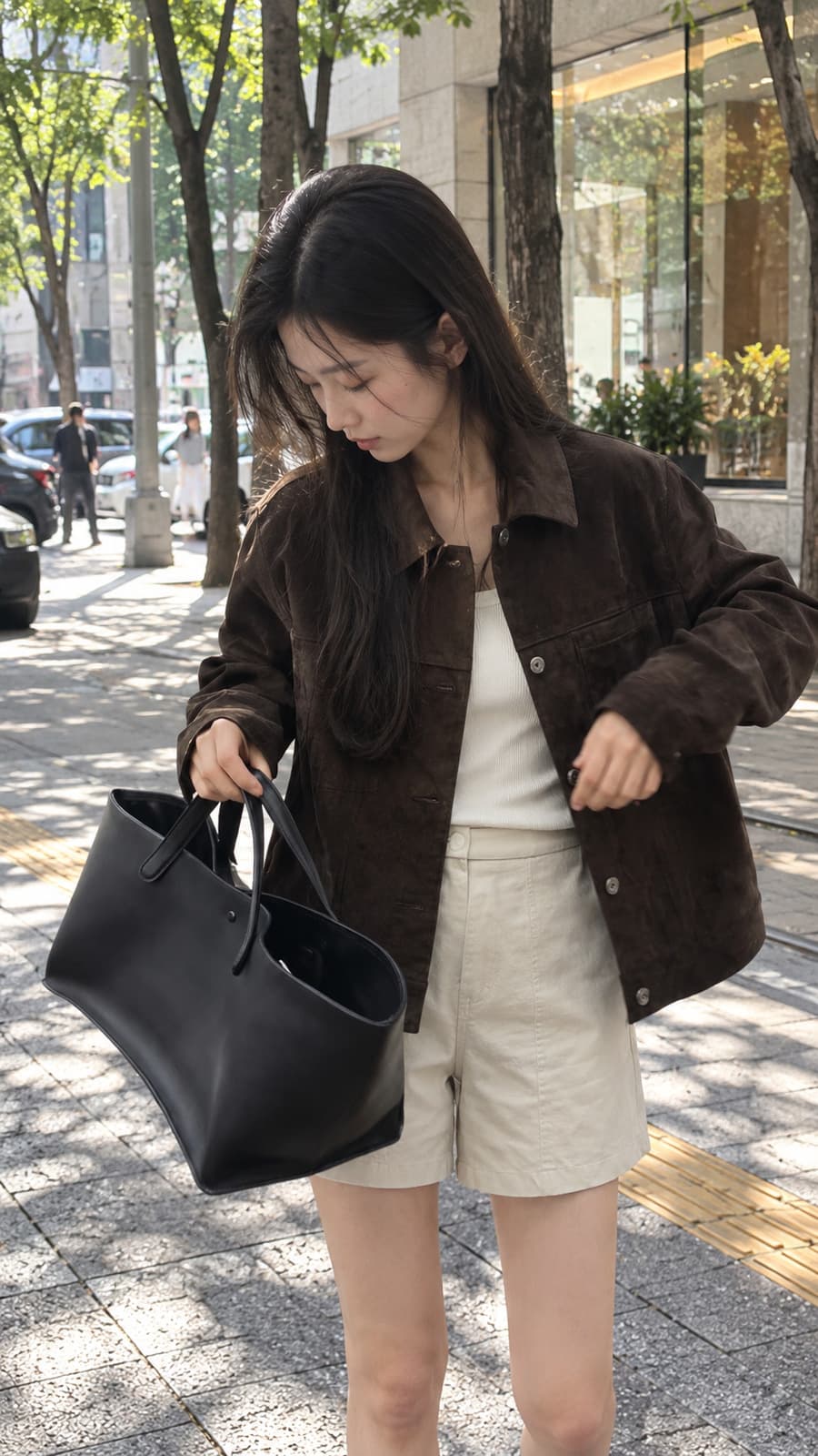 레트로 스타일의 미니멀한 디자인의 출퇴근 및 작업복 재킷 3