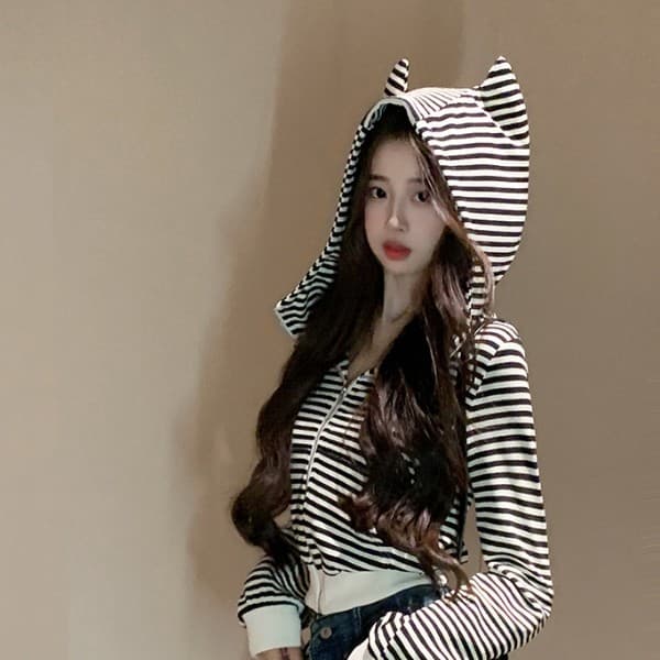큐티 캣츠포인트 스트라이프 후드 집업
